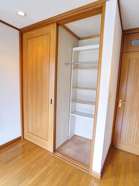 立川市栄町貸家の物件内観写真