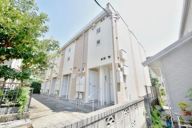 レオネクスト六番館の物件外観写真