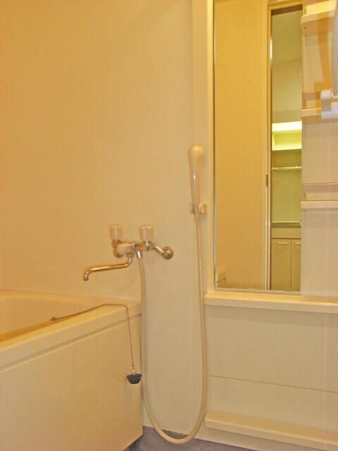 コウズィプレイスの物件内観写真