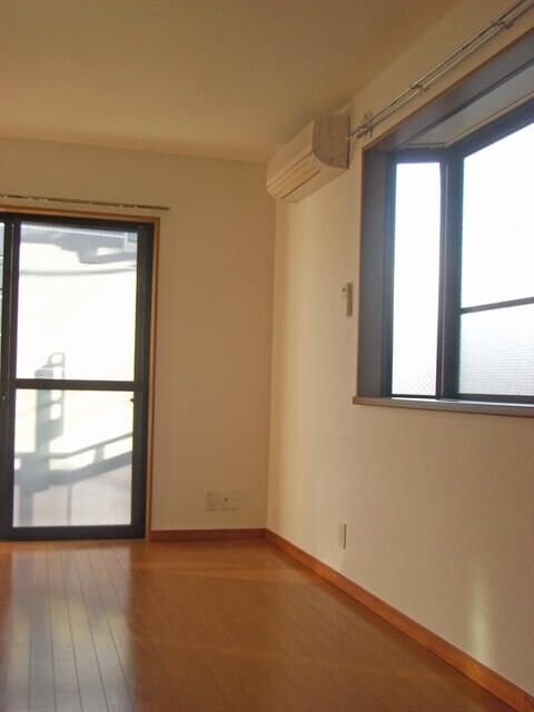 コウズィプレイスの物件内観写真