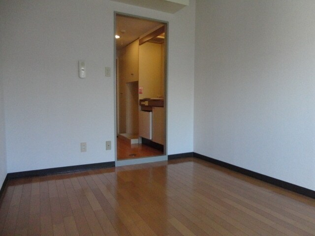 サンパレス南町の物件内観写真