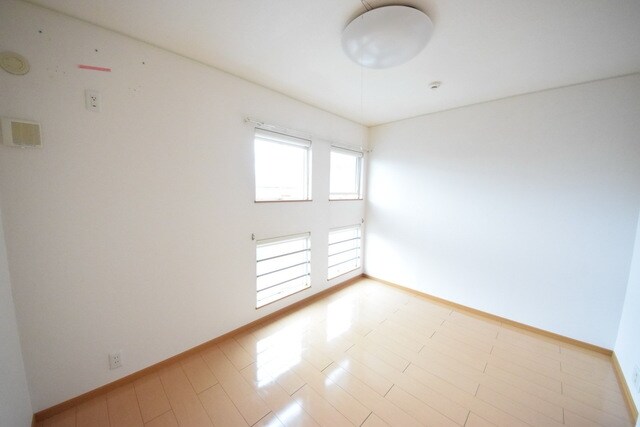 アイフラットの物件内観写真