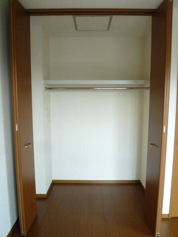 モンテローザの物件内観写真