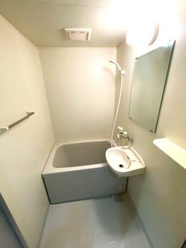 フェビタ国立の物件内観写真