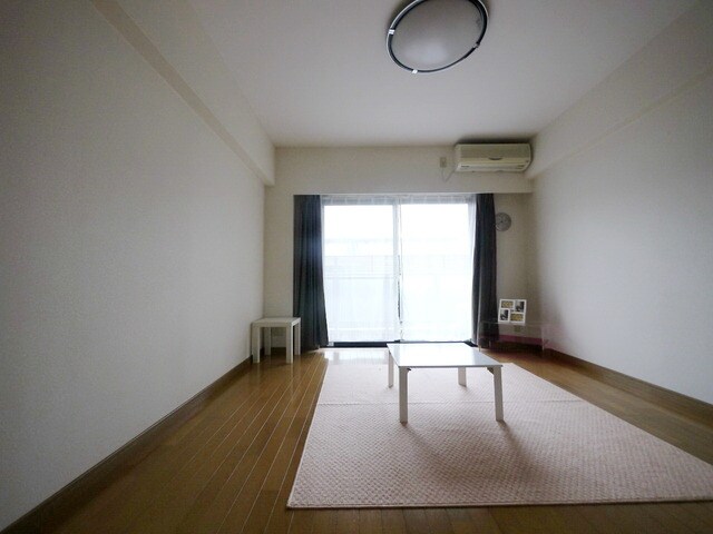 ヴィラ・リビエールIIの物件内観写真