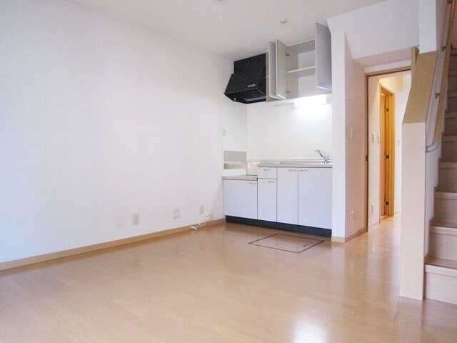 絹の道 B棟の物件内観写真