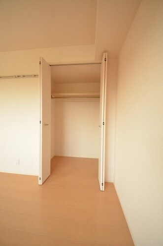 Y’sフラット Aの物件内観写真