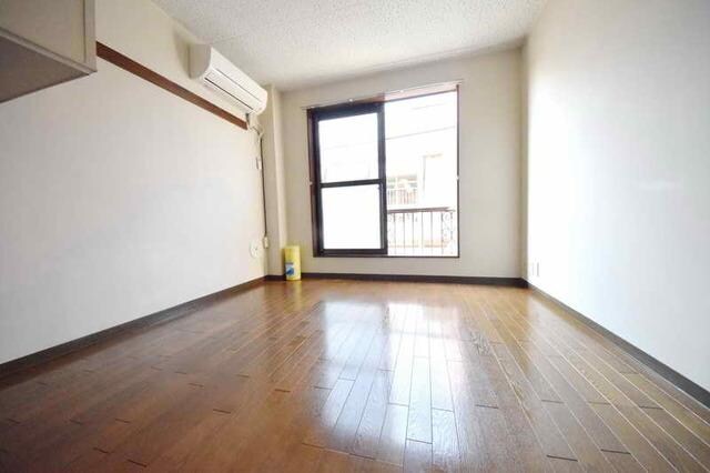 ソリッドリファイン西国立の物件内観写真