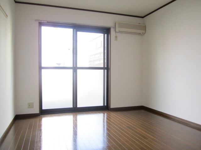 パセオ西府 壱番館の物件内観写真