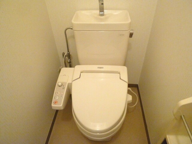 ロイヤルガーデン2番館の物件内観写真