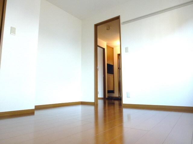 ロワールBの物件内観写真
