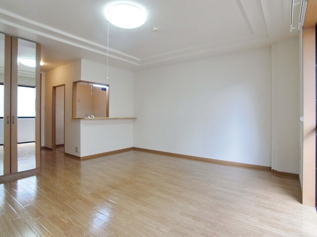 アランフェスの物件内観写真