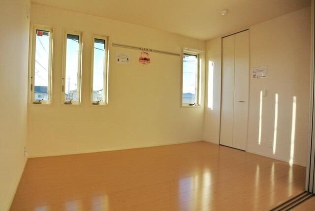 セントラルコート昭島の物件内観写真