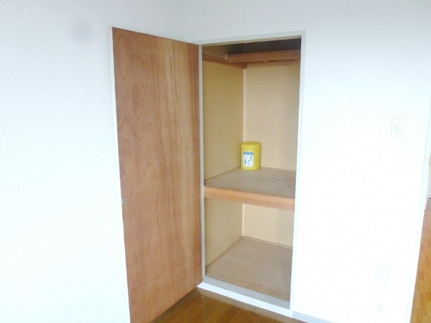 ジュネス鷹の台の物件内観写真