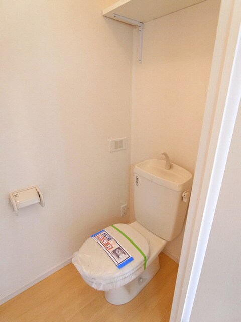 エイコーンアンドサンフラワーの物件内観写真