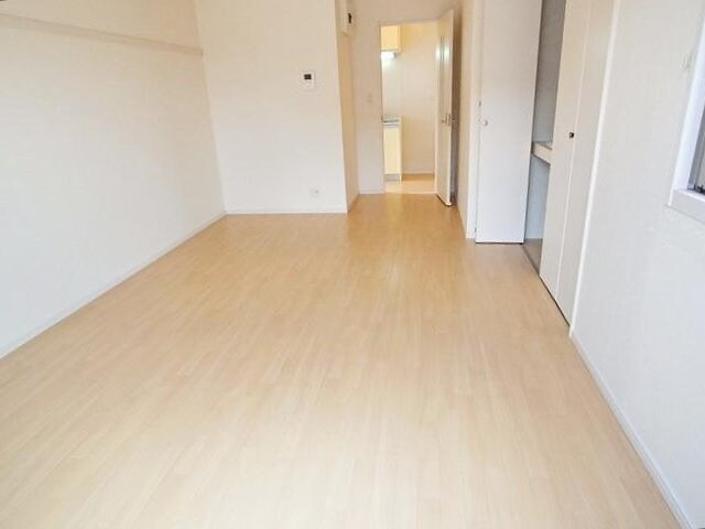 エイコーンアンドサンフラワーの物件内観写真