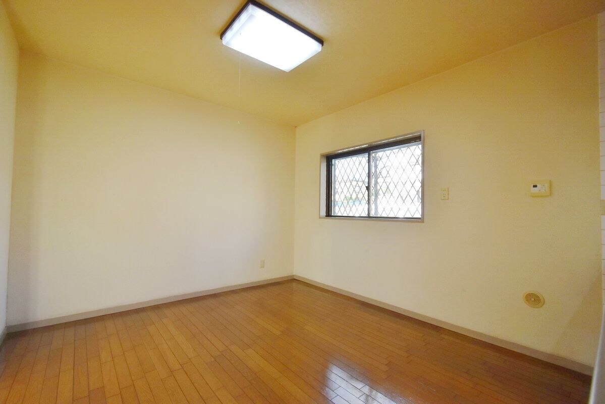 ニューベルヴェの物件内観写真