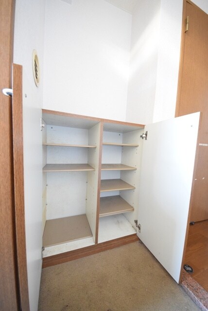 シャトルコートの物件内観写真