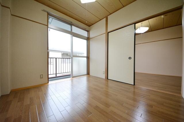 コーポ嵯峨の物件内観写真