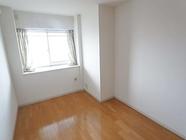 ヴェルドミールヤジマの物件内観写真