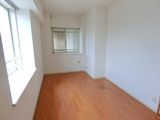 ヴェルドミールヤジマの物件内観写真