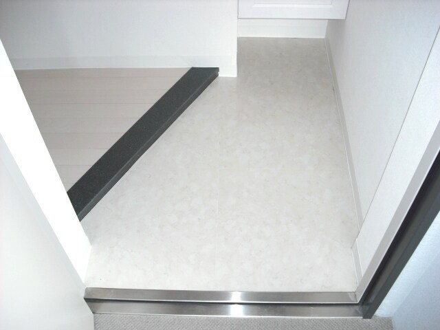 ジーヒルズ中町の物件内観写真