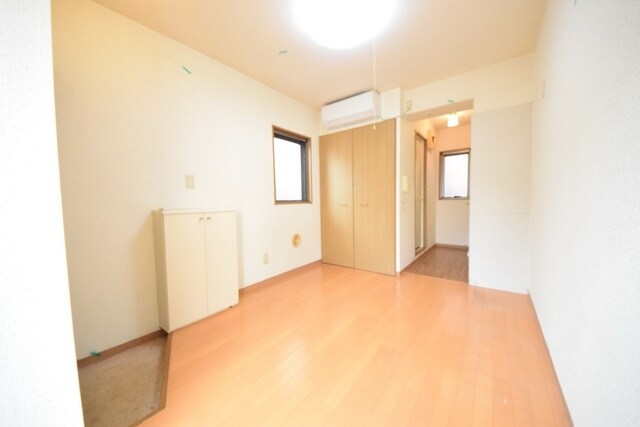 メゾンジュネスの物件内観写真