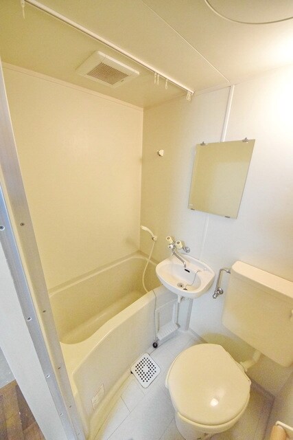 ジュネス井上の物件内観写真