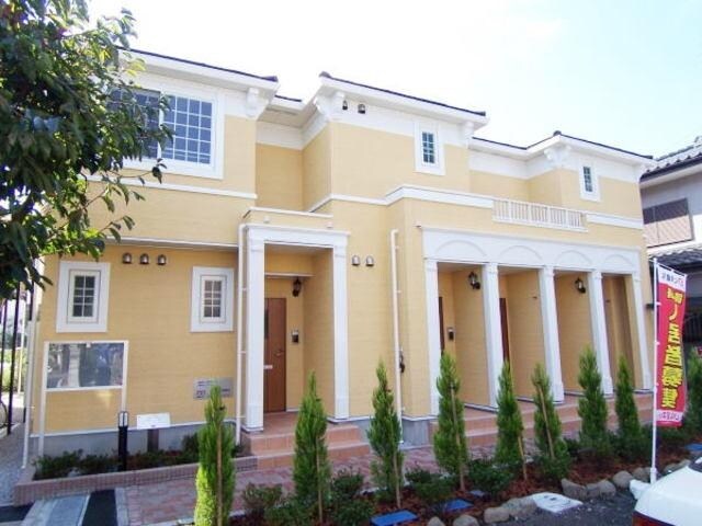 フェリーチェの物件外観写真