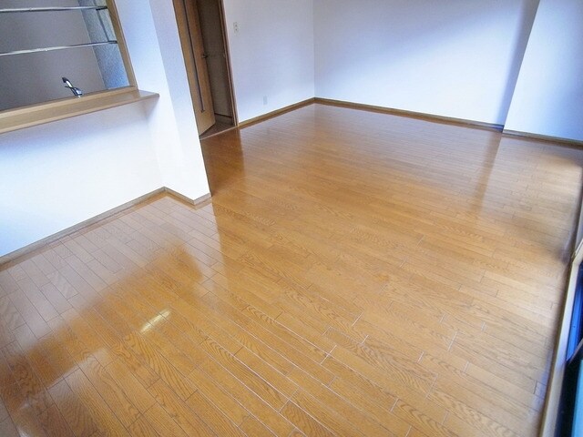 ロイヤルガーデン壱~七番館の物件内観写真