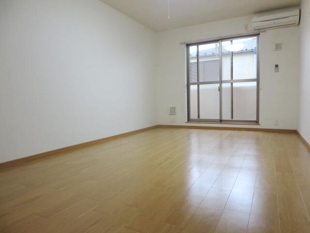 カーサフィオーレの物件内観写真