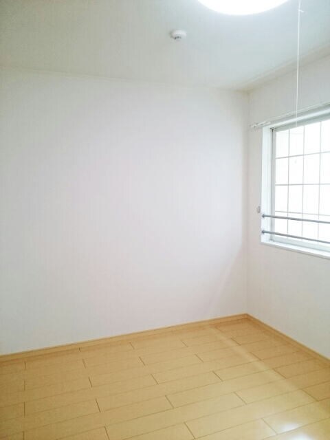 ラフレシールの物件内観写真