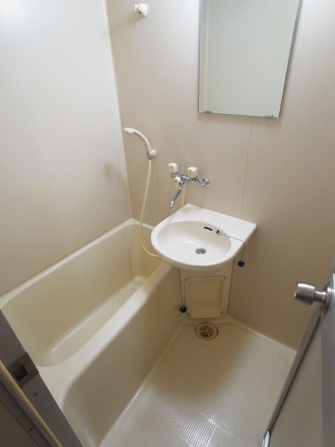 ラフィネ多摩平の物件内観写真