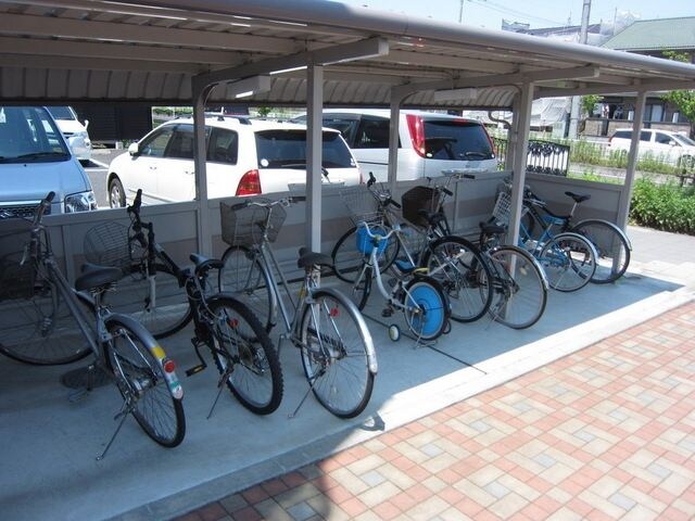 リヴェール石田の物件内観写真