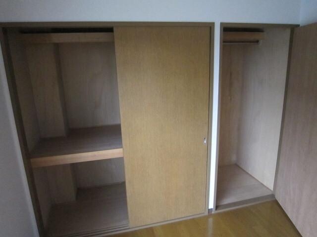 マンションシェルの物件内観写真