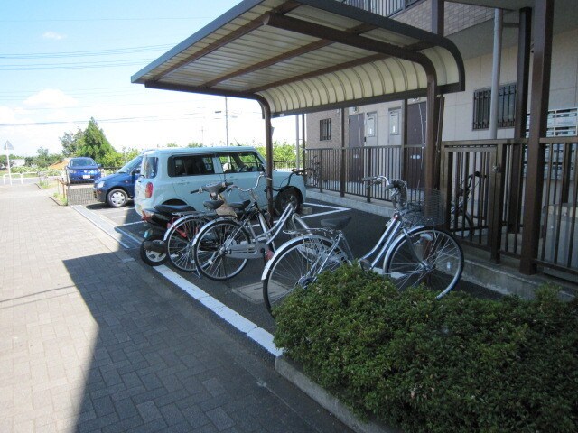 マンションシェルの物件内観写真