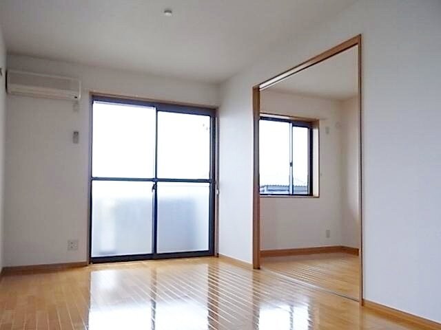 ヴィルヌーブの物件内観写真