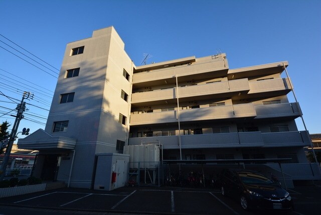 エクセレントシティの物件外観写真