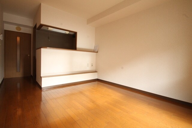 シャトルコートの物件内観写真