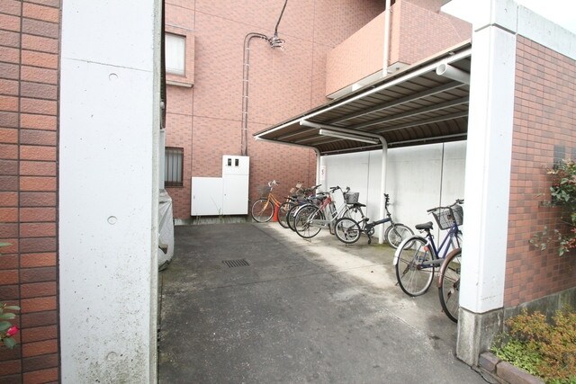 シャトルコートの物件内観写真