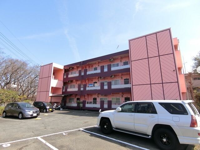 レジデンス木下の物件外観写真