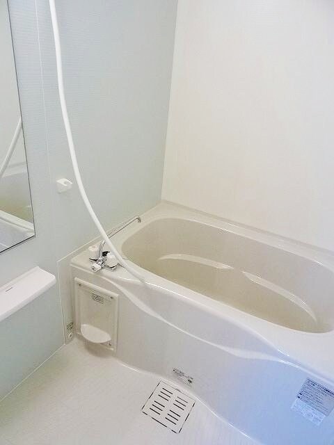 リリーガーデンの物件内観写真