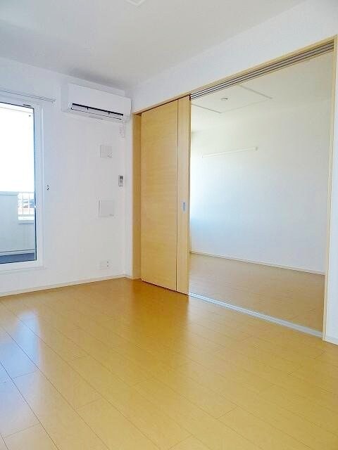 リリーガーデンの物件内観写真