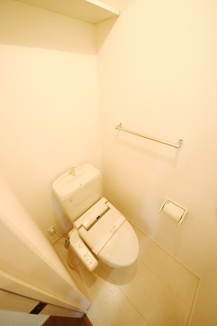 レセンテスパシオの物件内観写真