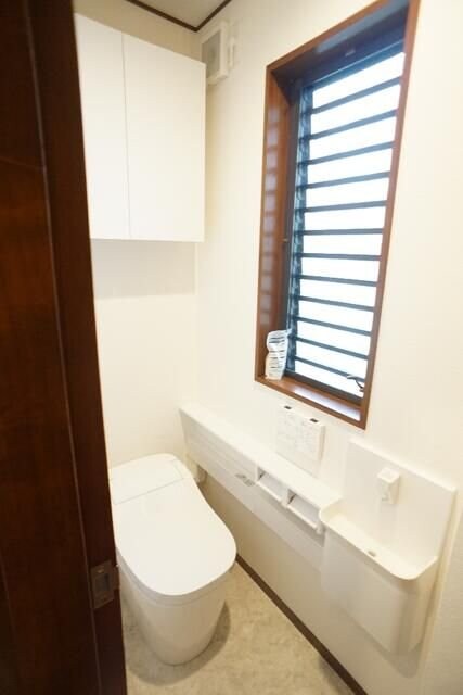 宮坂1丁目戸建の物件内観写真