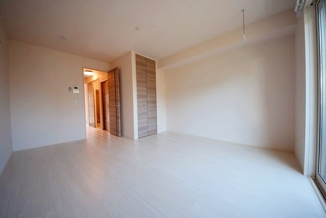 ヴェルサン調布の物件内観写真