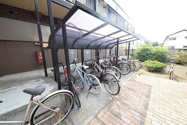 ヴィラ・ファミーユAの物件内観写真