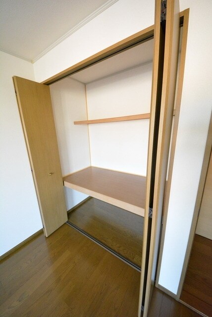 アヴァンティコートAの物件内観写真