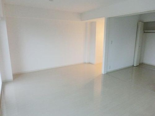 ドゥーエ東高円寺の物件内観写真