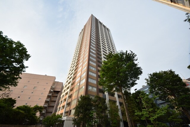 武蔵野タワーズ スカイクロスタワーの物件外観写真